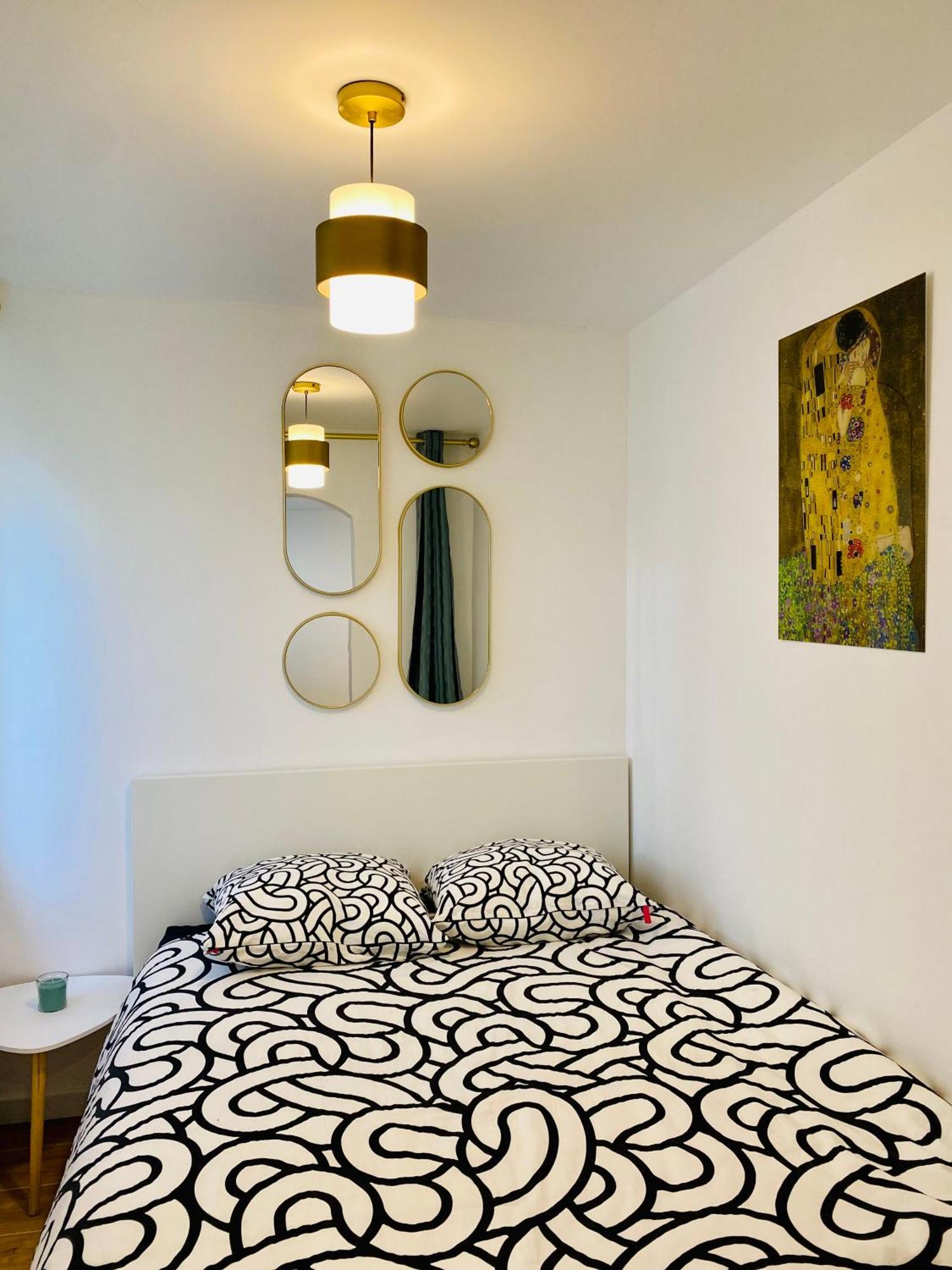 Joli Appartement Renove Incluant Parking A 10 Min De Paris Nanterre Kültér fotó